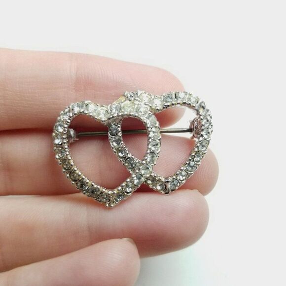 Vintage Double Rhinestone Heart Brooch, Silver Tone Sweetheart Lapel Pin, Estate - Picture 2 of 7